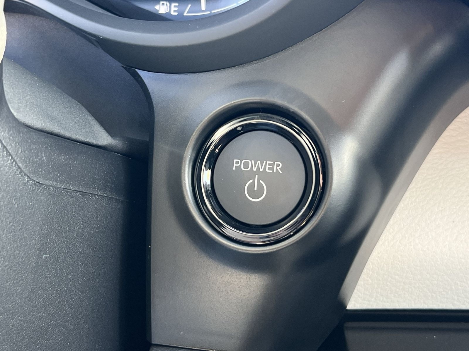 New 2026 Toyota Sienna LE FWD image 26