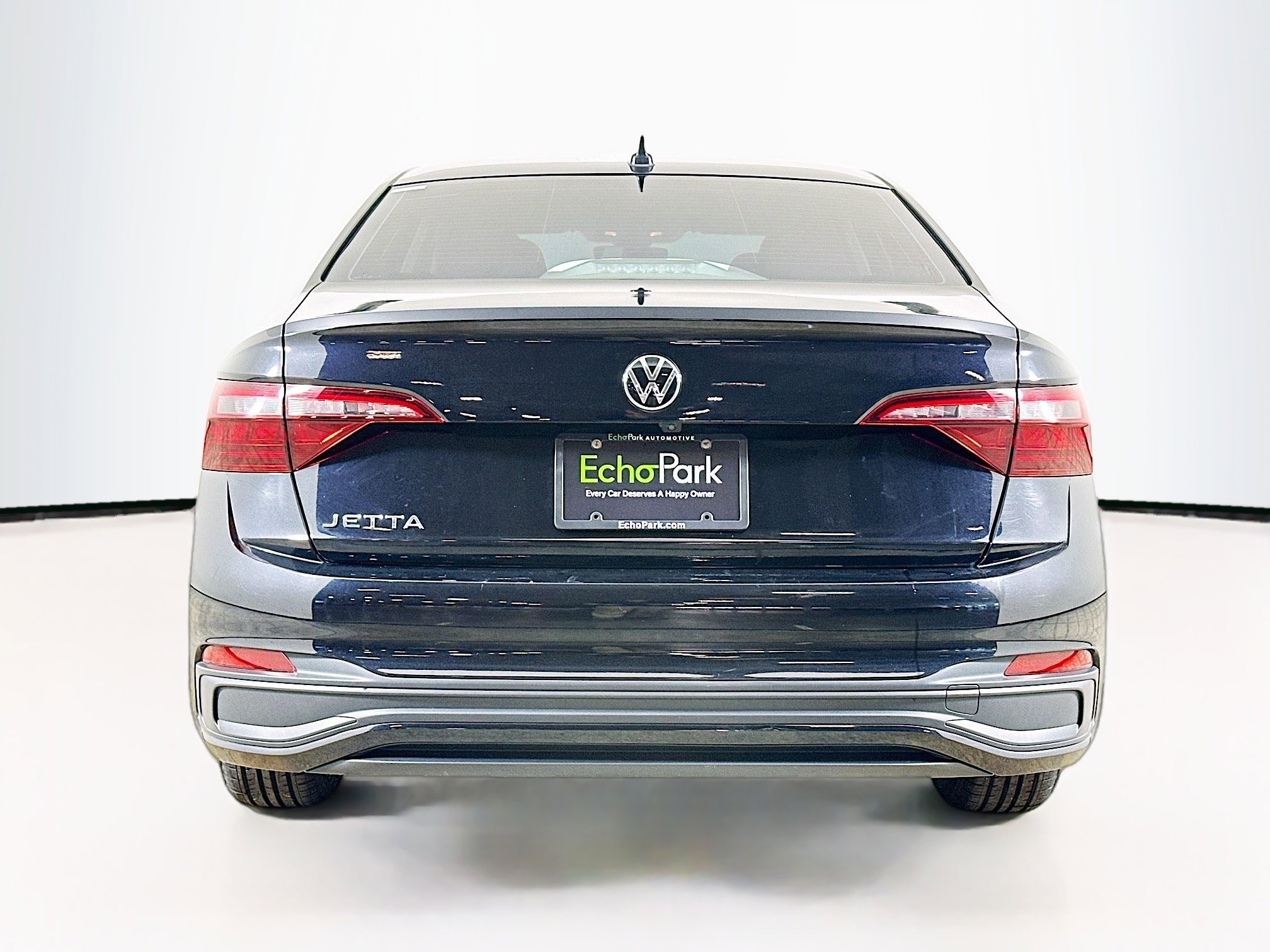 Used 2024 Volkswagen Jetta S image 7