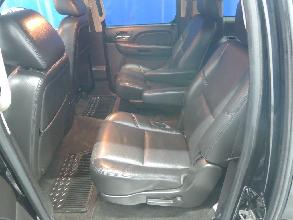 Used 2012 Chevrolet Suburban LTZ AWD/4WD image 26