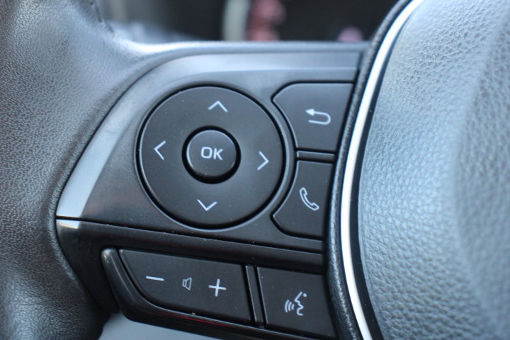 Used 2023 Toyota RAV4 XLE Premium FWD image 24