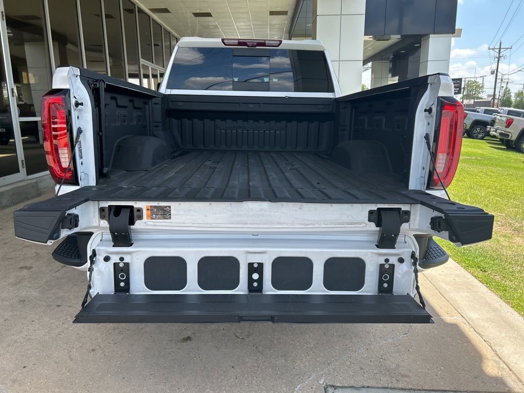Used 2023 GMC Sierra 2500 Denali w/ Denali Ultimate Package AWD/4WD image 16
