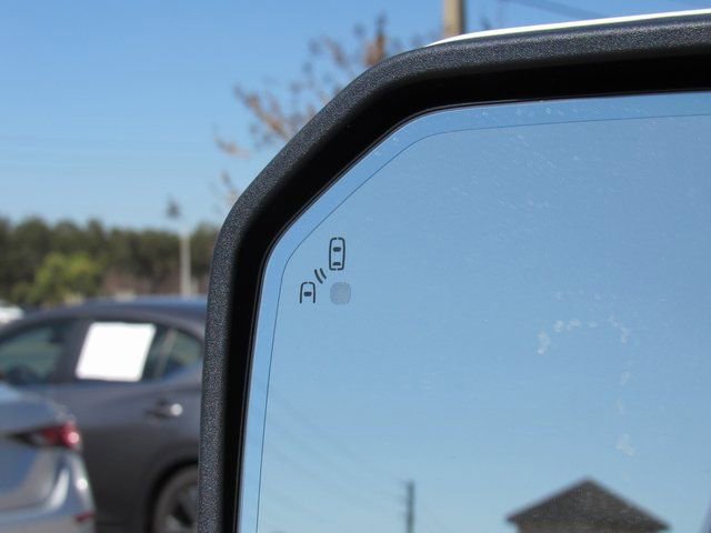 Used 2017 Ford F150 Raptor w/ Equipment Group 802A Luxury image 23