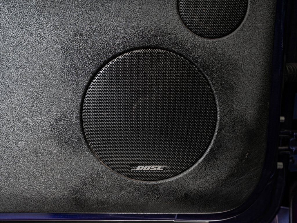 Used 2004 Chevrolet SSR w/ Preferred Equipment Group image 22