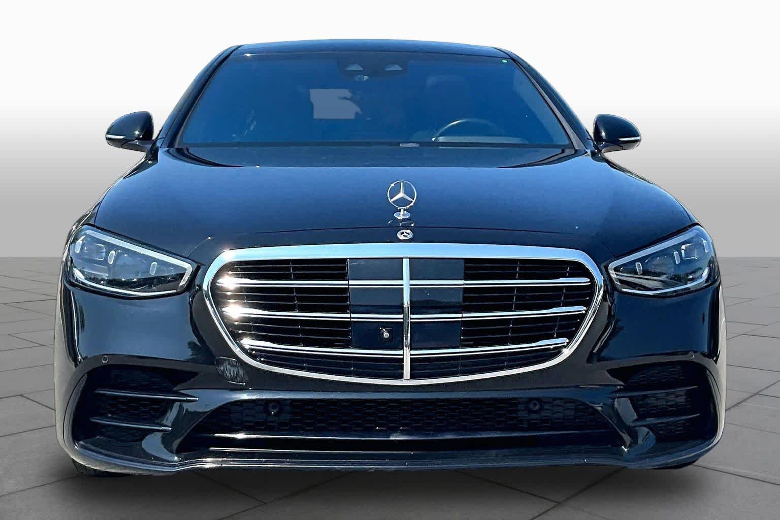 Used 2021 Mercedes-Benz S 580 4MATIC Sedan w/ AMG Line image 3