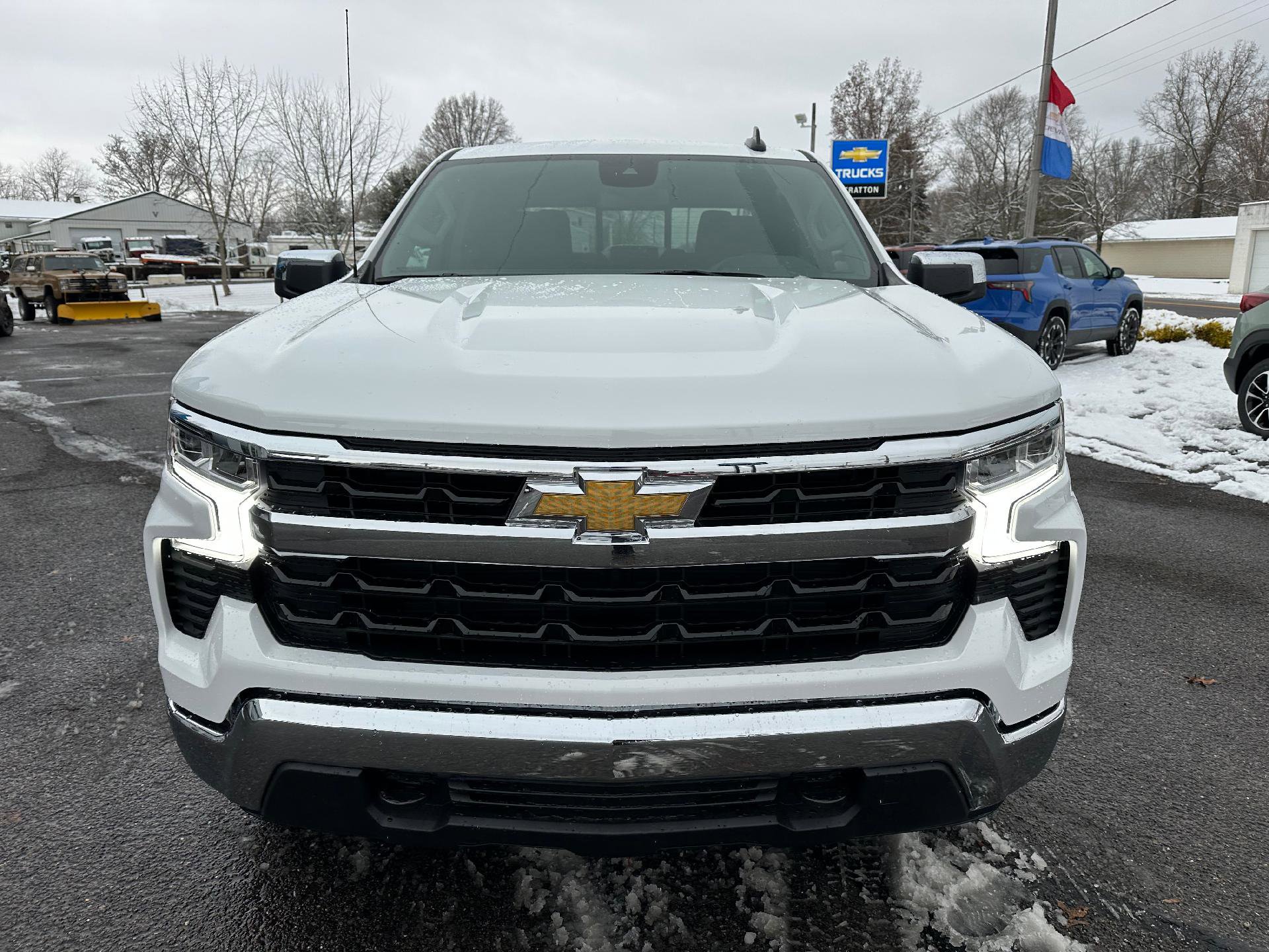 New 2026 Chevrolet Silverado 1500 LT image 2