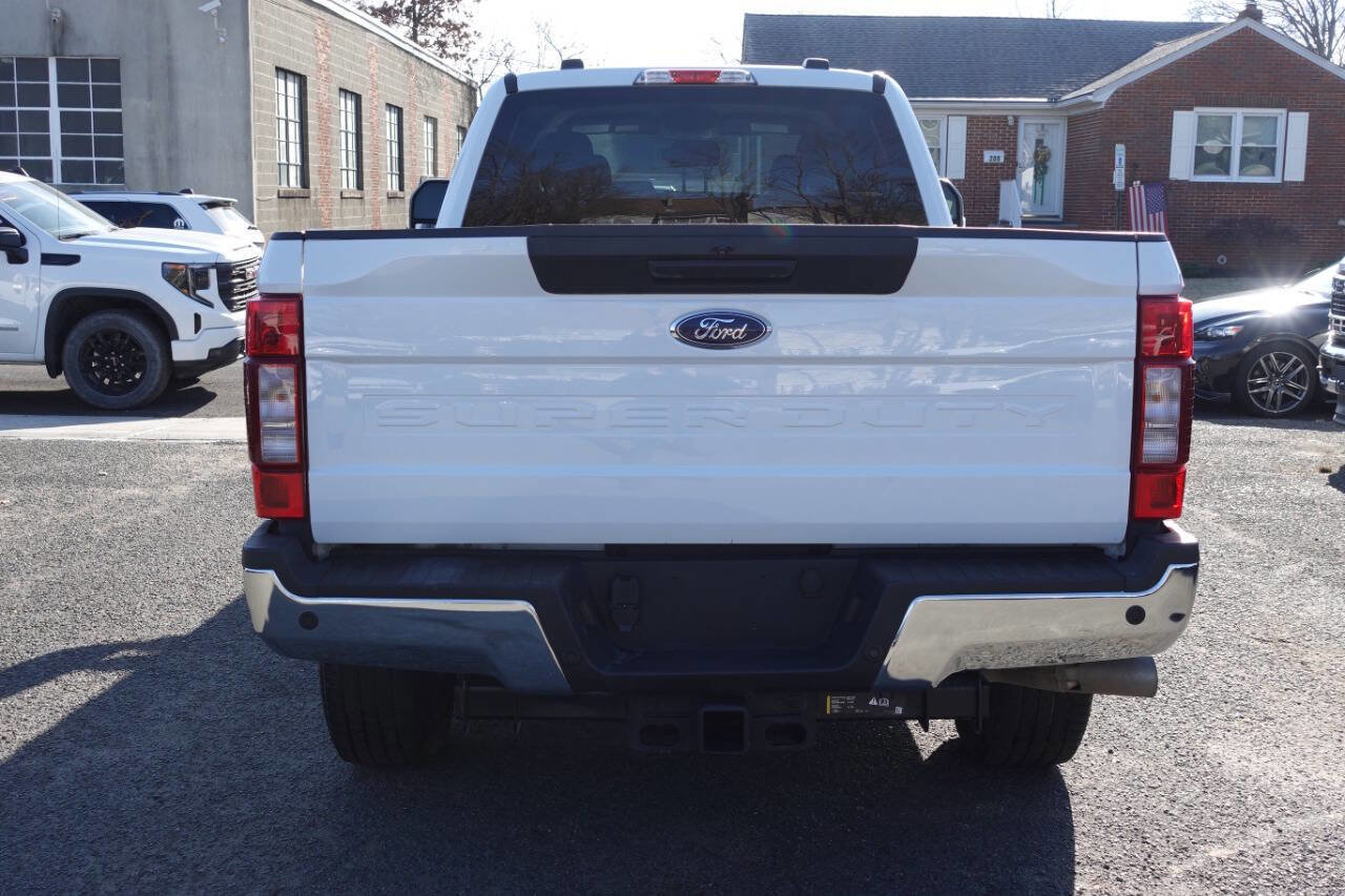 Used 2022 Ford F350 XLT w/ XLT Value Package image 8