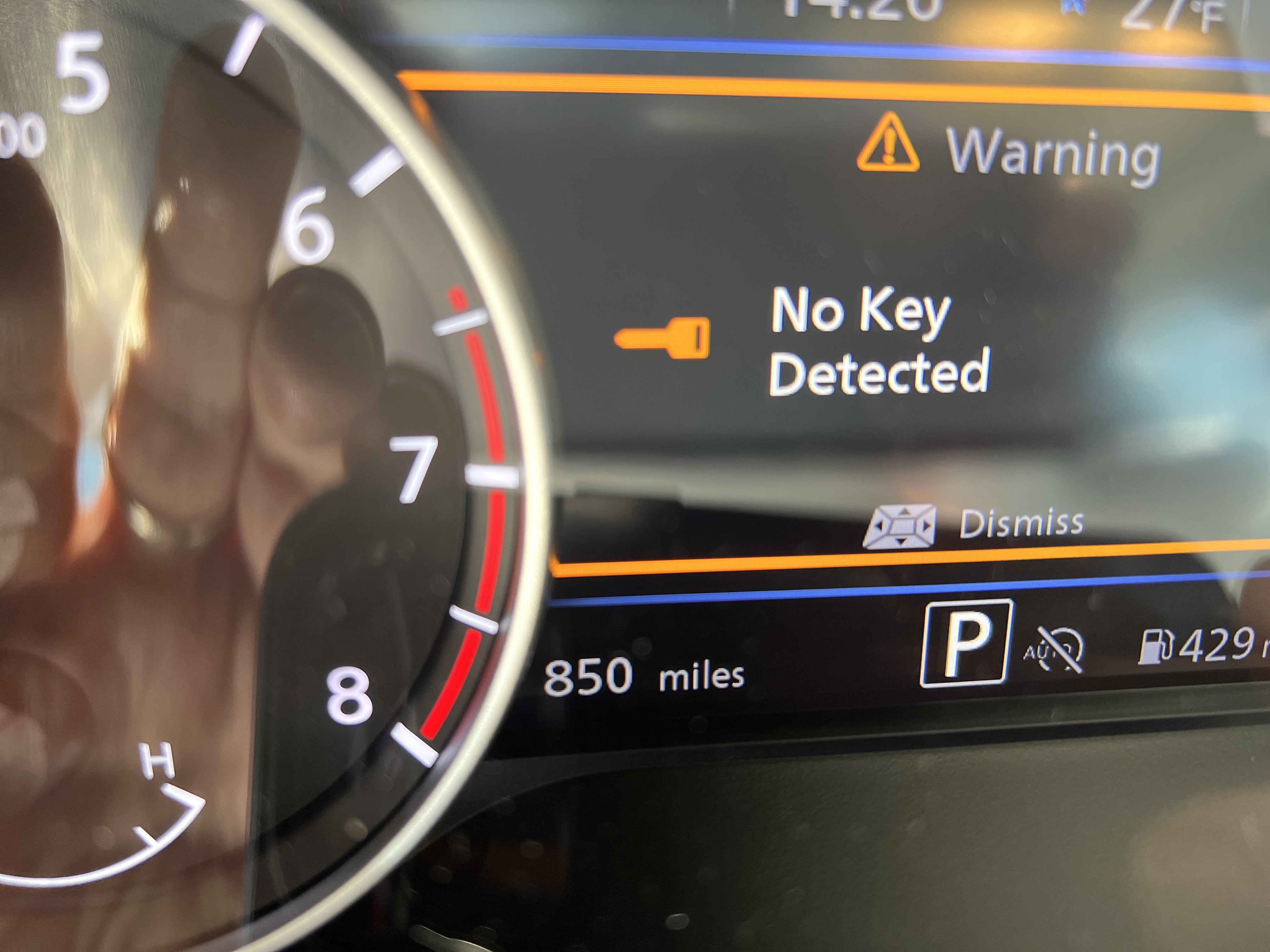 Certified 2024 Nissan Sentra SR w/ SR Premium Package image 4