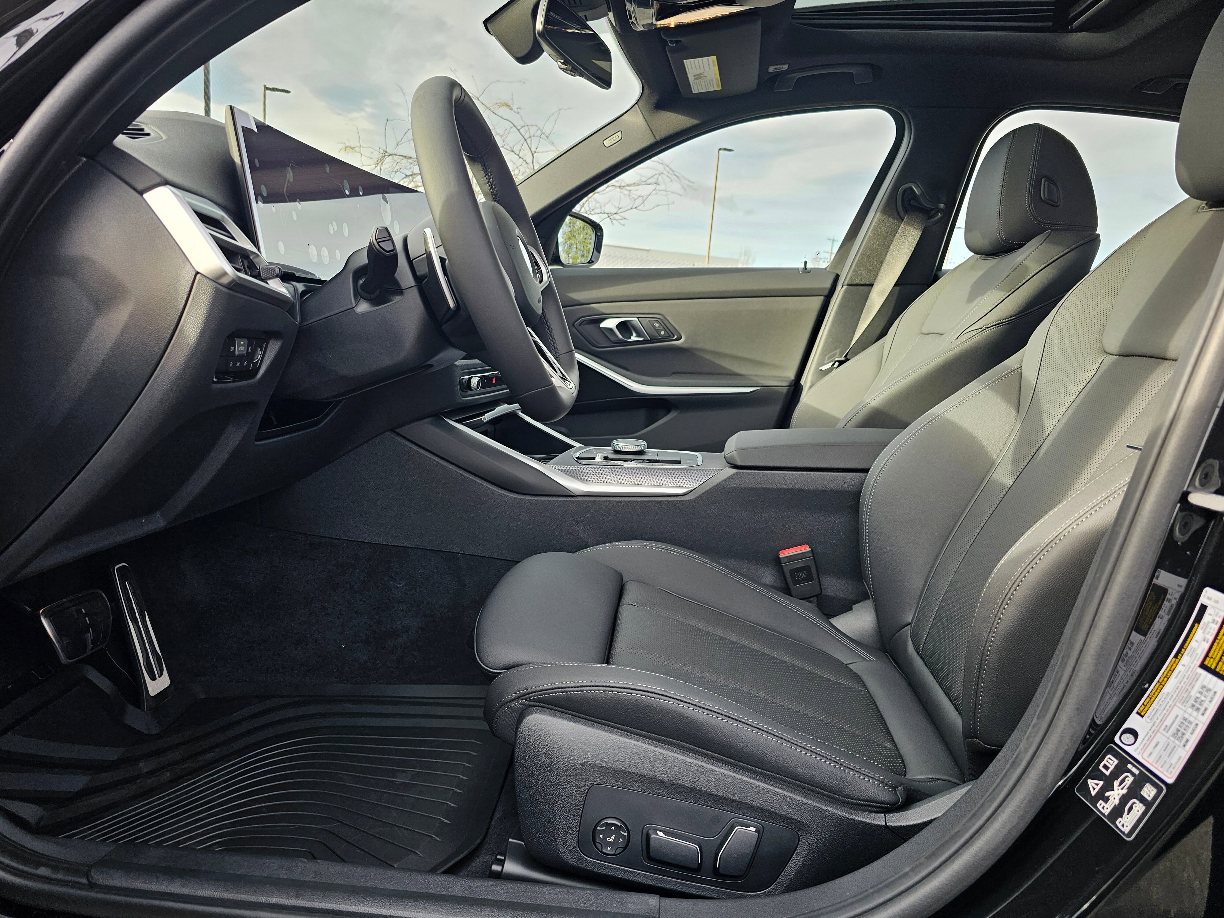 New 2026 BMW 330i xDrive Sedan w/ M Sport Package image 11