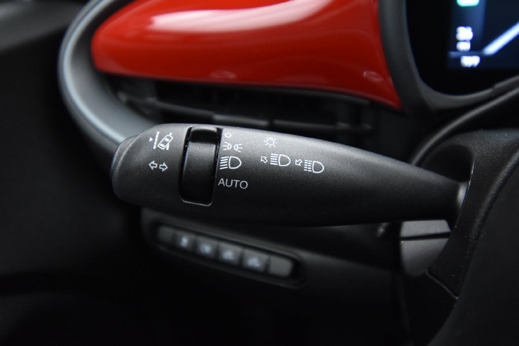 Used 2024 FIAT 500 e (RED) FWD image 29