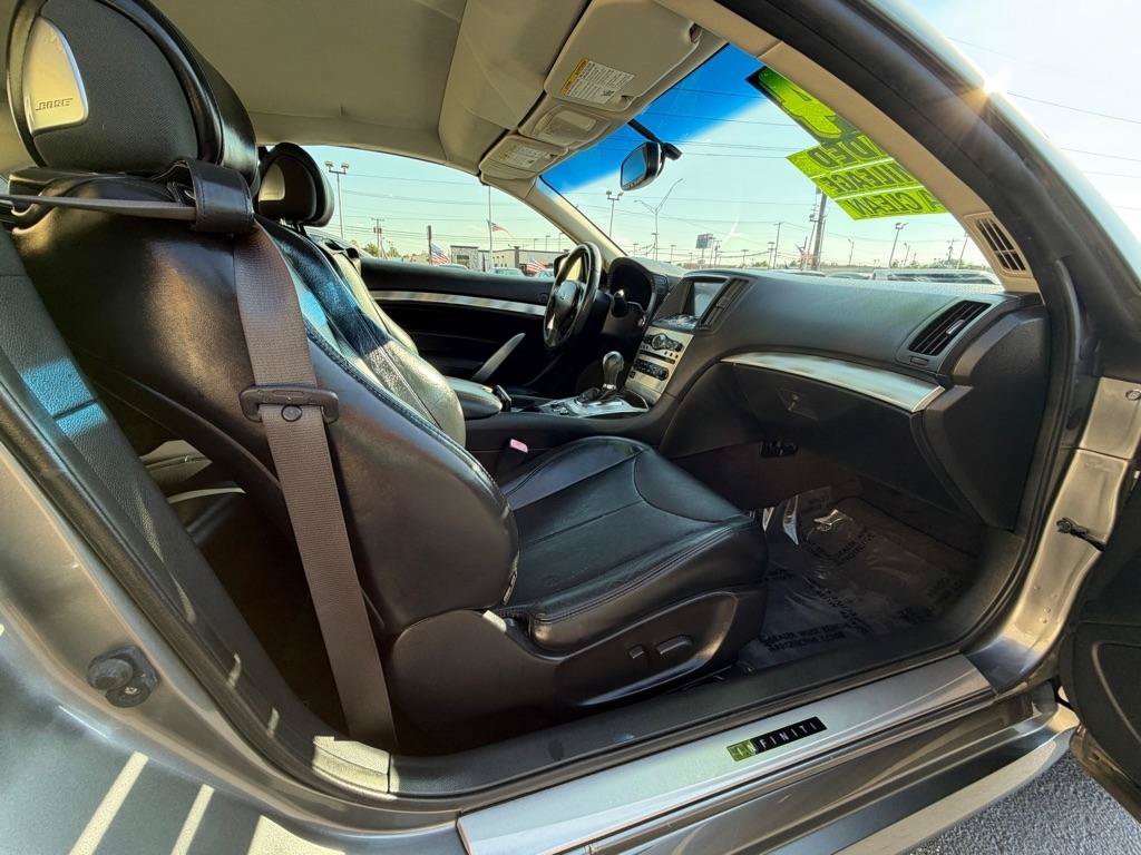Used 2014 INFINITI Q60 Convertible w/ Premium Package RWD image 17