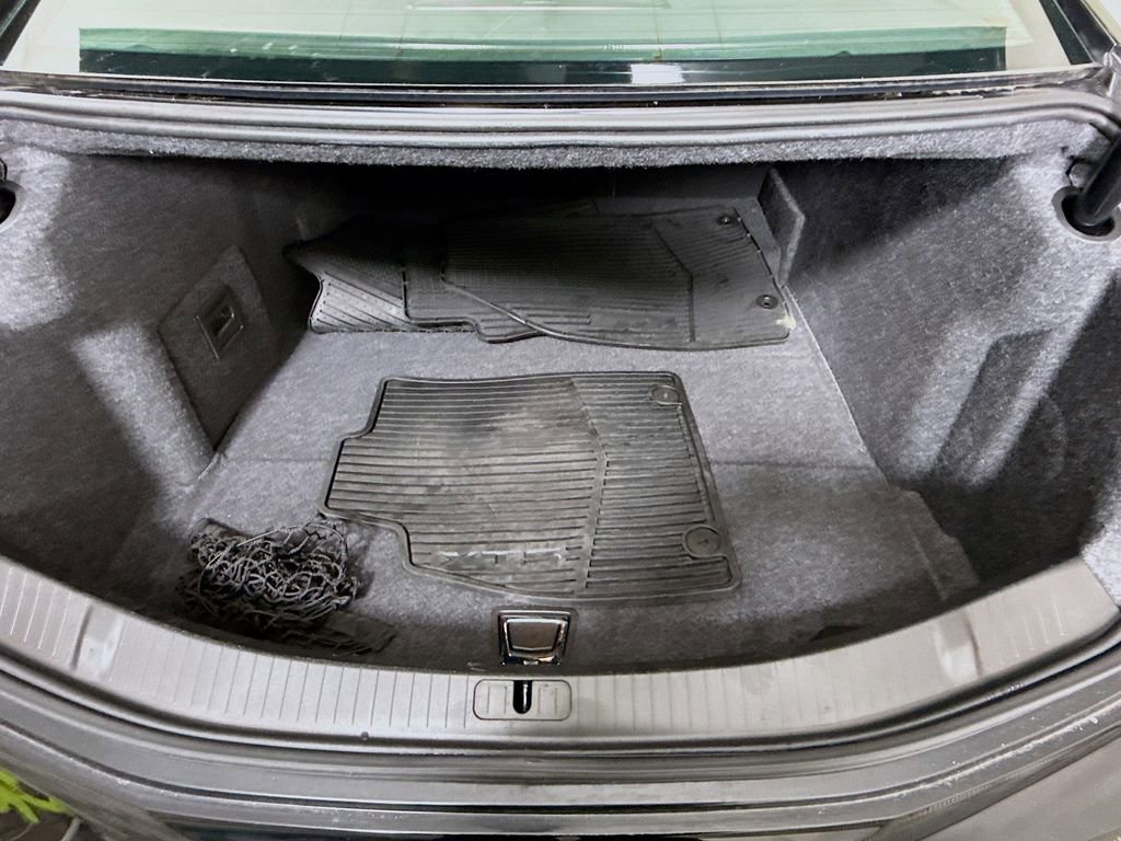 Used 2015 Cadillac XTS Luxury w/ Driver Awareness Package image 30