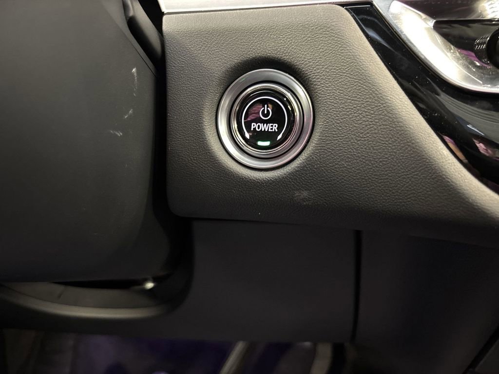 New 2025 Cadillac Lyriq Luxury image 21