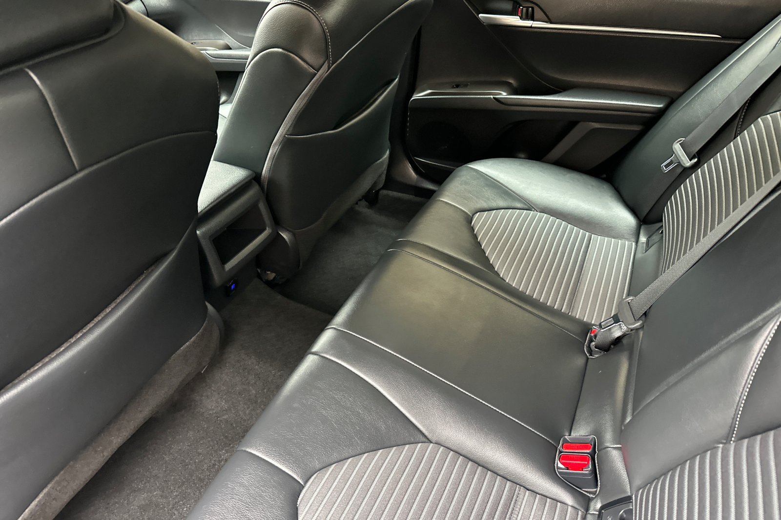 Certified 2024 Toyota Camry SE w/ Cold Weather Package FWD image 14