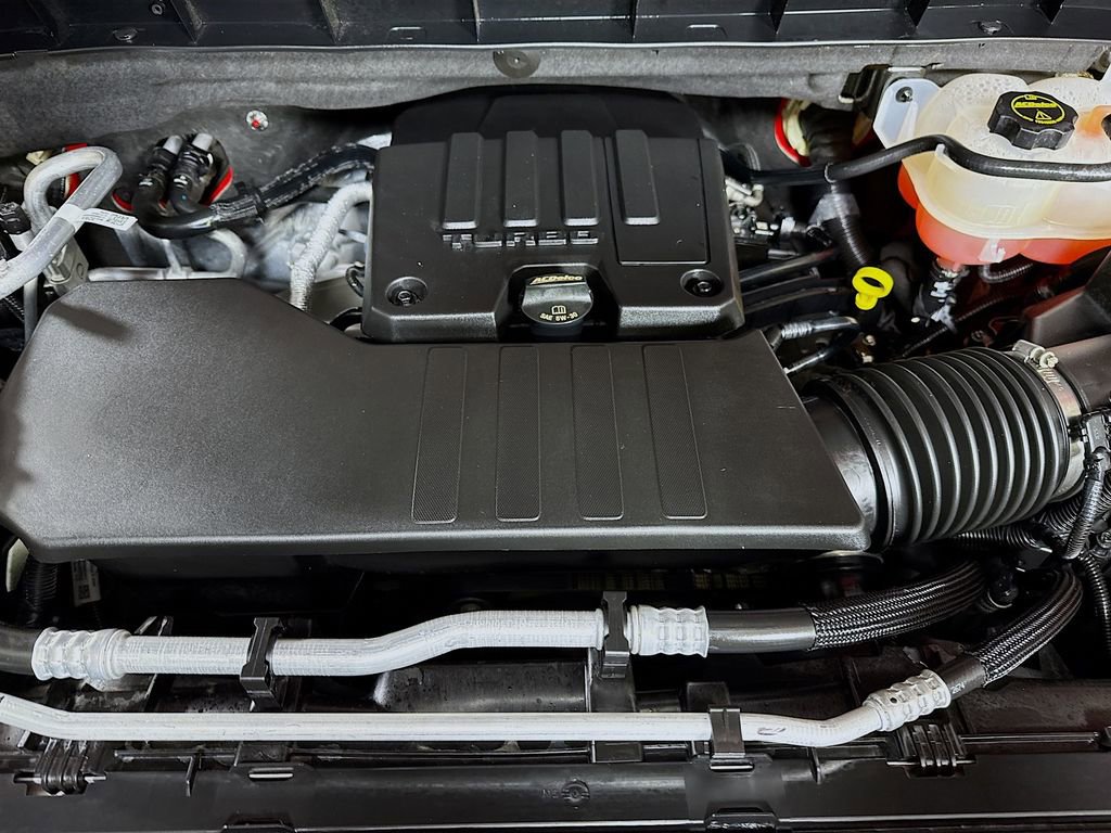 Used 2025 Chevrolet Silverado 1500 Custom w/ LPO, Dark Essentials Package image 29