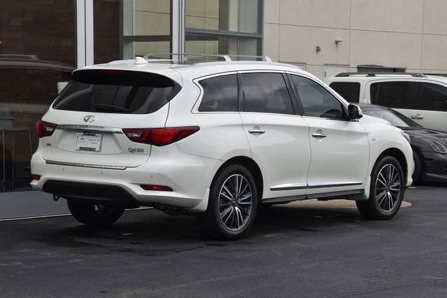Used 2020 INFINITI QX60 Luxe w/ Sensory Package AWD/4WD image 8