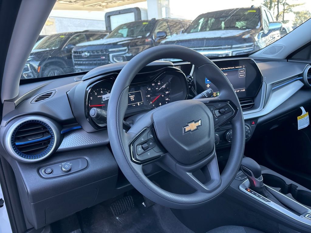 New 2026 Chevrolet Trax LS w/ LS Convenience Package image 7