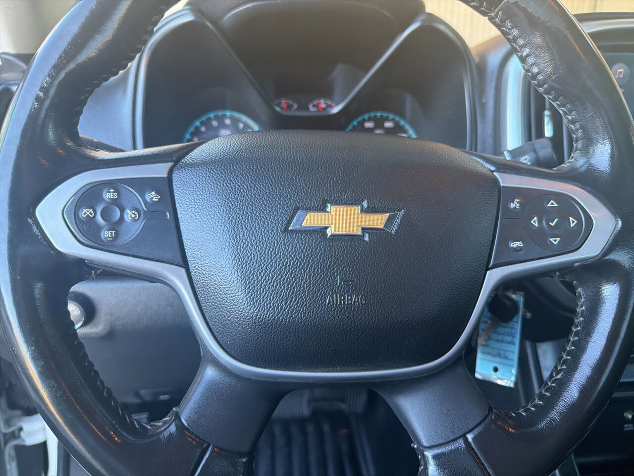 Used 2020 Chevrolet Colorado LT w/ Safety Package image 31