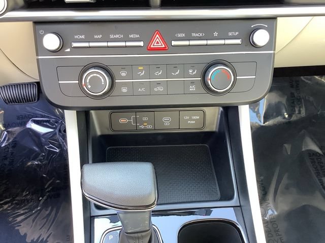 Certified 2025 Hyundai Tucson SE AWD/4WD image 34