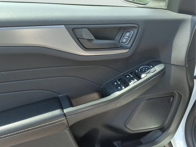 Certified 2025 Ford Escape Active FWD image 9