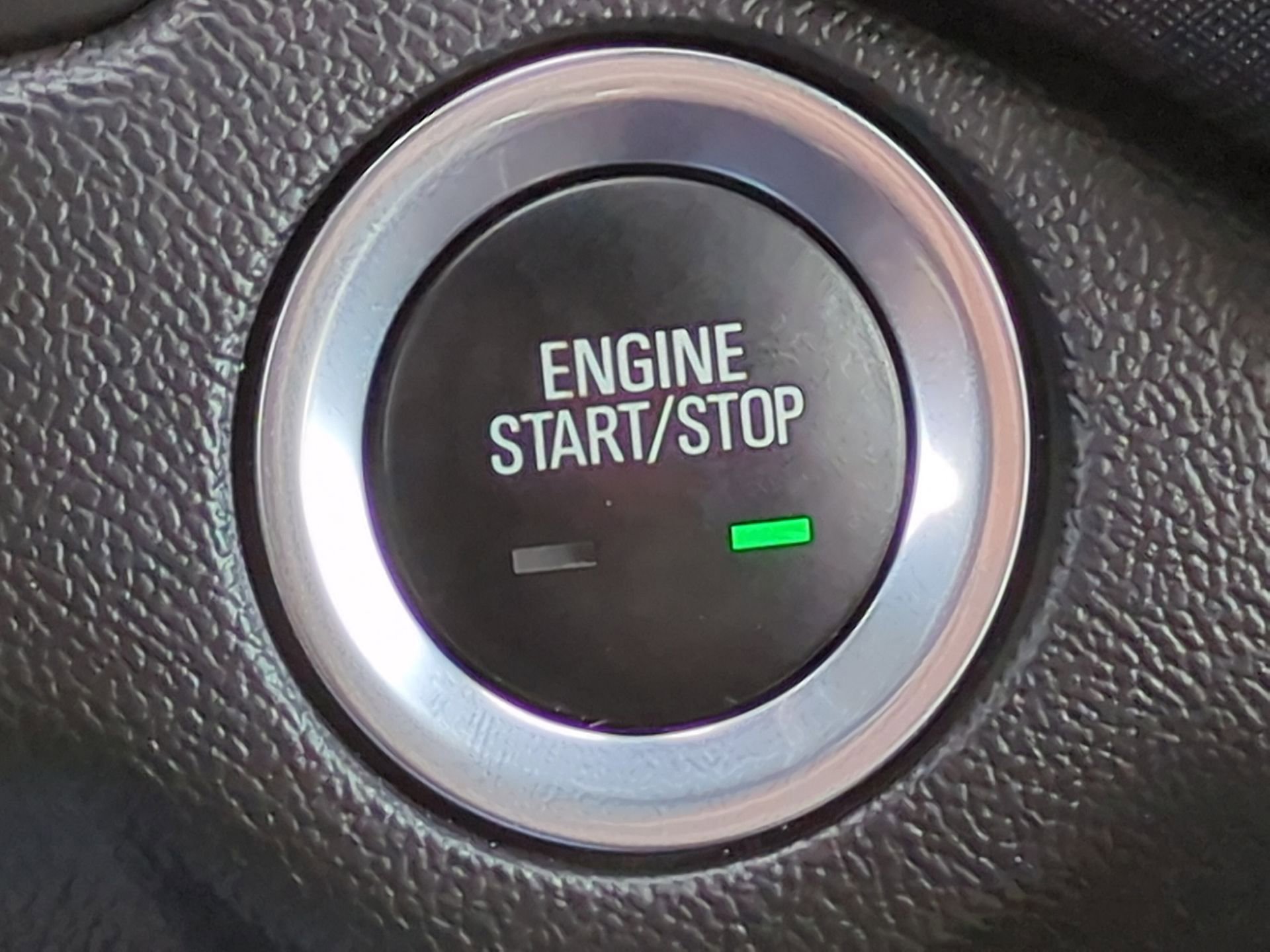 Used 2022 Chevrolet Equinox RS AWD/4WD image 17