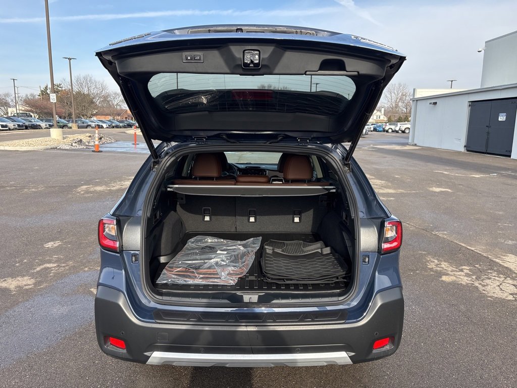 Used 2025 Subaru Outback Touring image 7
