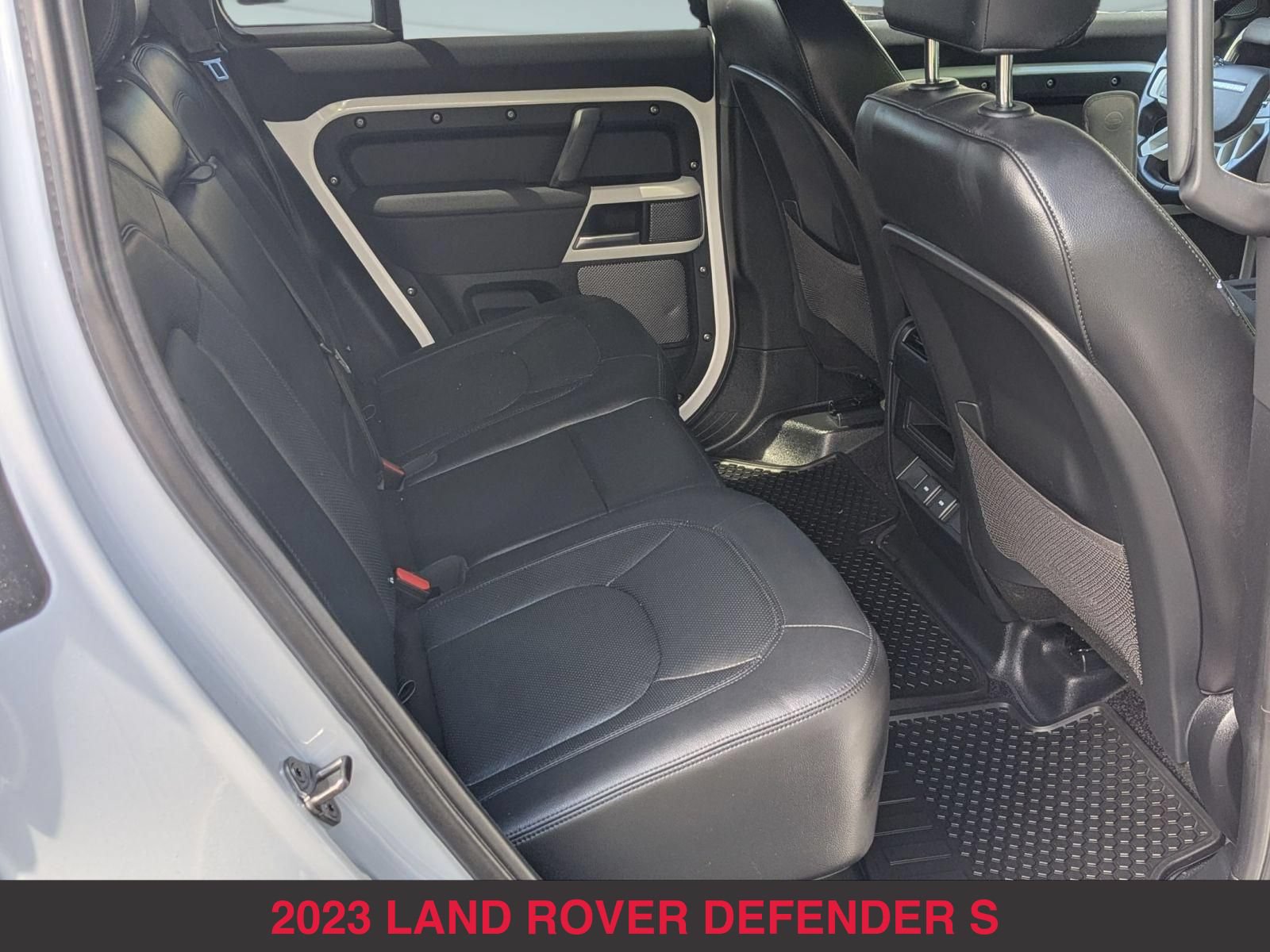 Used 2023 Land Rover Defender 110 S AWD/4WD image 26