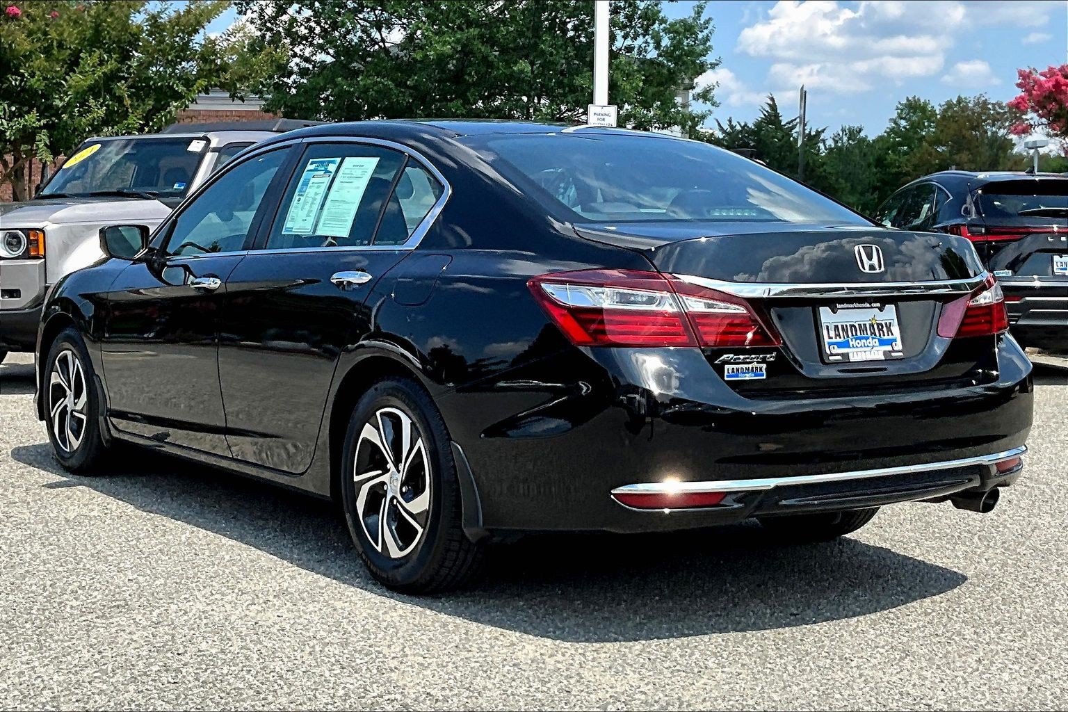 Used 2017 Honda Accord LX image 12