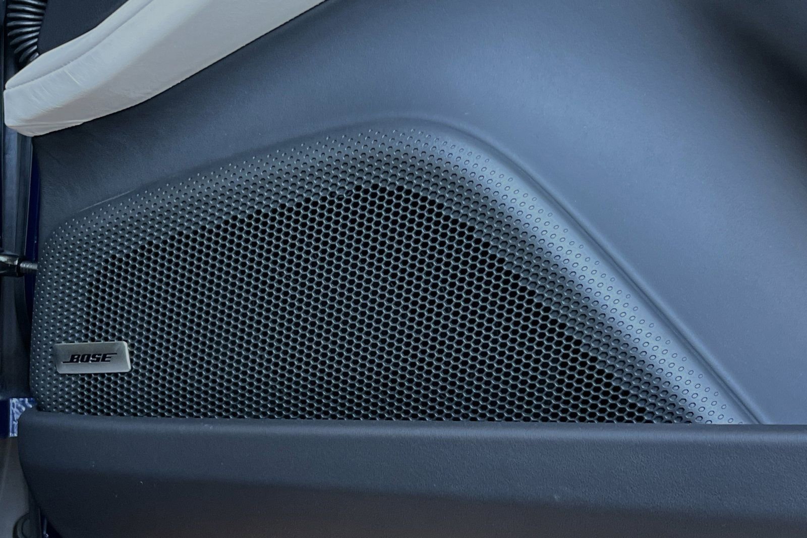 Used 2024 Porsche Panamera 4 image 36