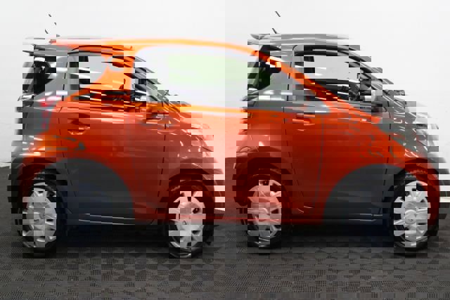 Used 2014 Scion iQ 10 Series FWD image 4