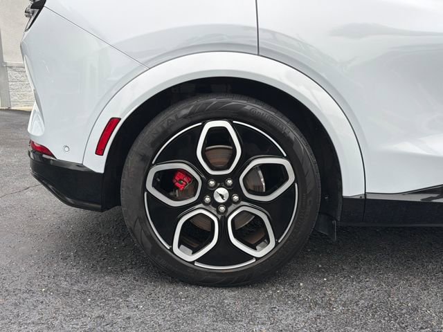 Used 2023 Ford Mustang Mach-E GT image 32