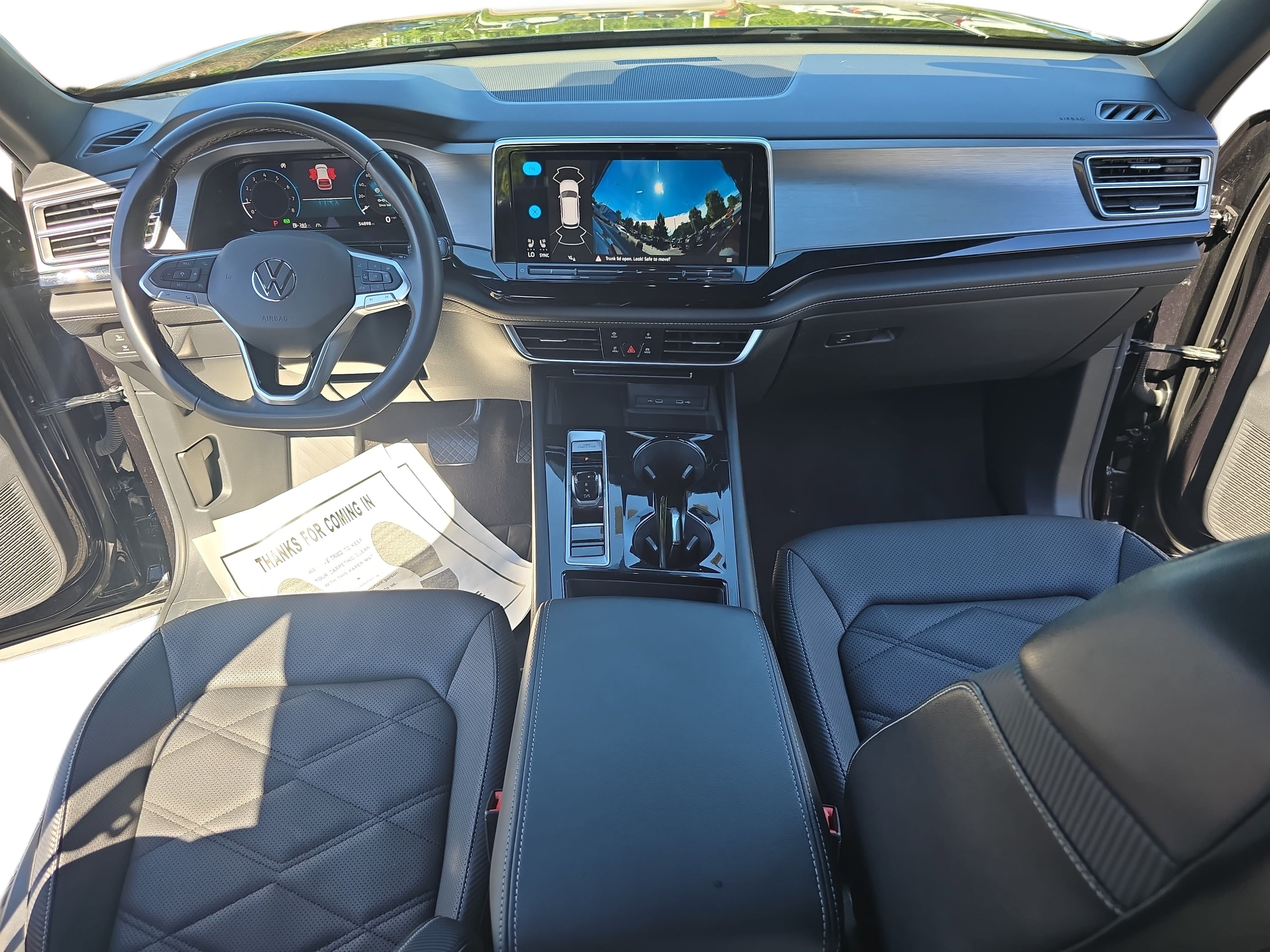 Used 2024 Volkswagen Atlas Cross Sport SE FWD image 9