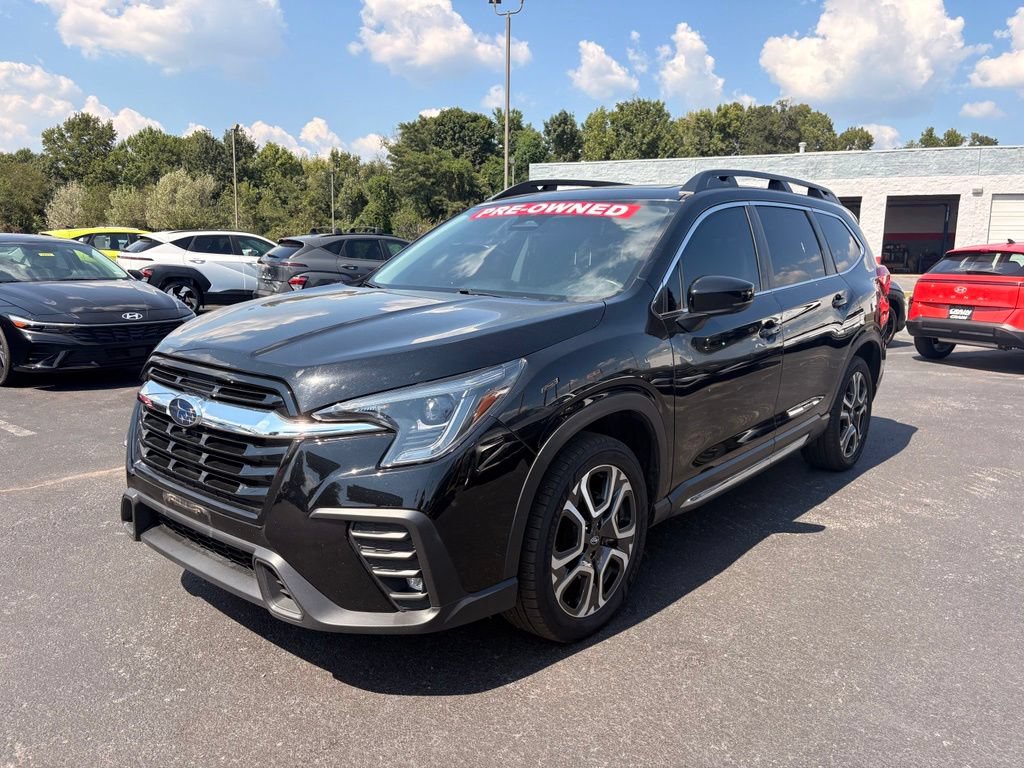 Used 2024 Subaru Ascent Limited w/ Technology Package AWD/4WD image 3