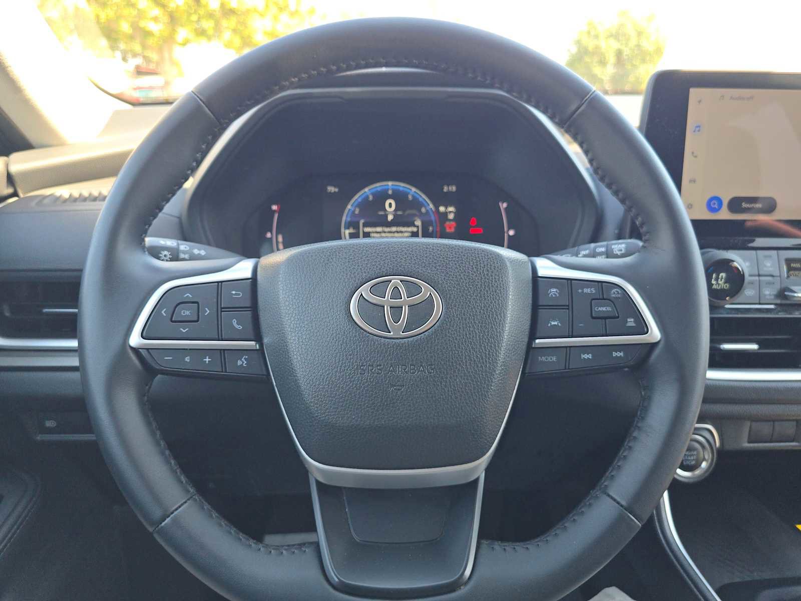 Certified 2025 Toyota Grand Highlander FWD image 24