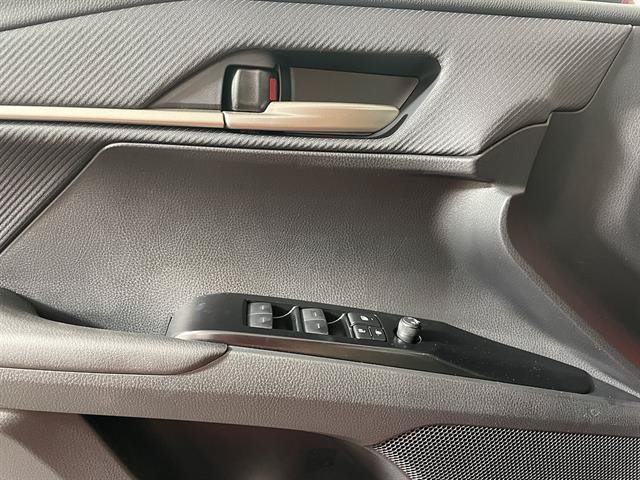 New 2026 Toyota Camry SE FWD image 18