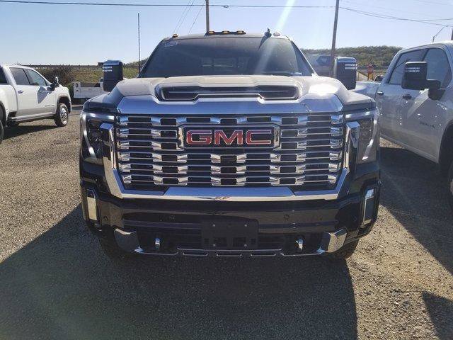 New 2025 GMC Sierra 2500 Denali w/ Denali Reserve Package image 6