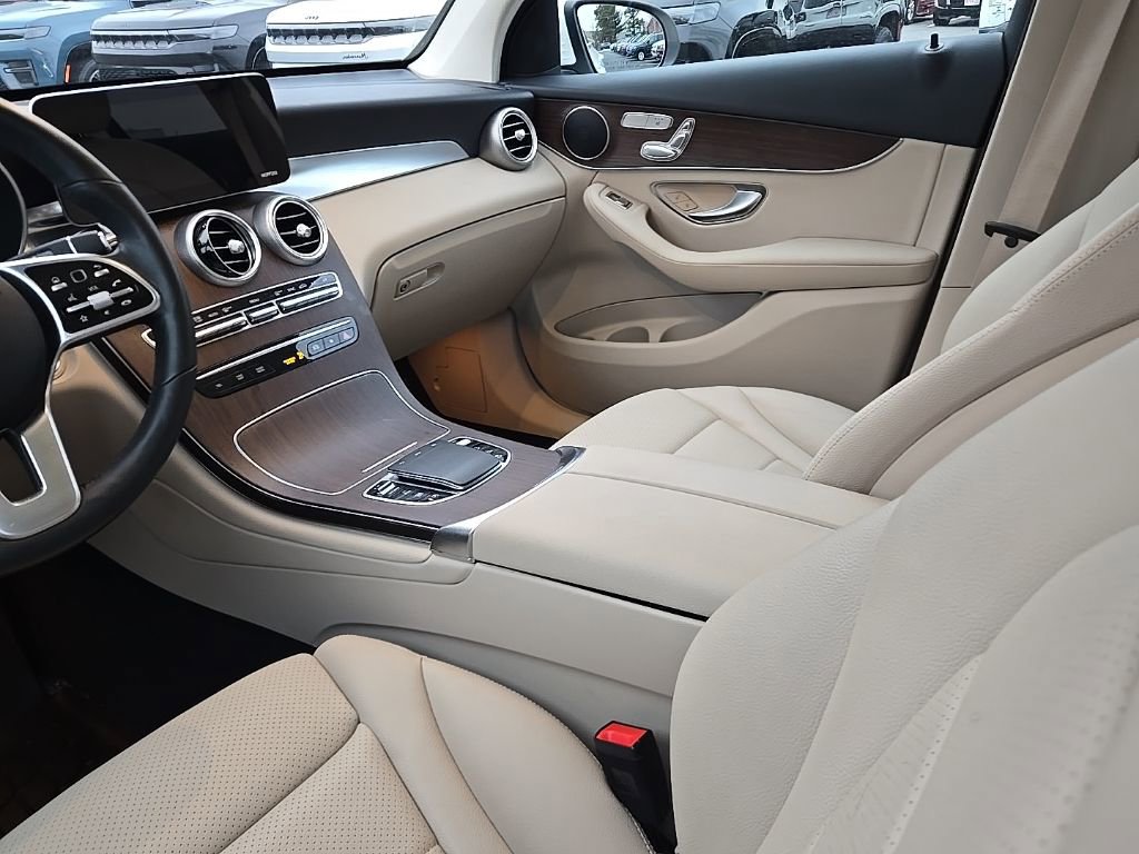 Used 2021 Mercedes-Benz GLC 300 GLC 300 image 19