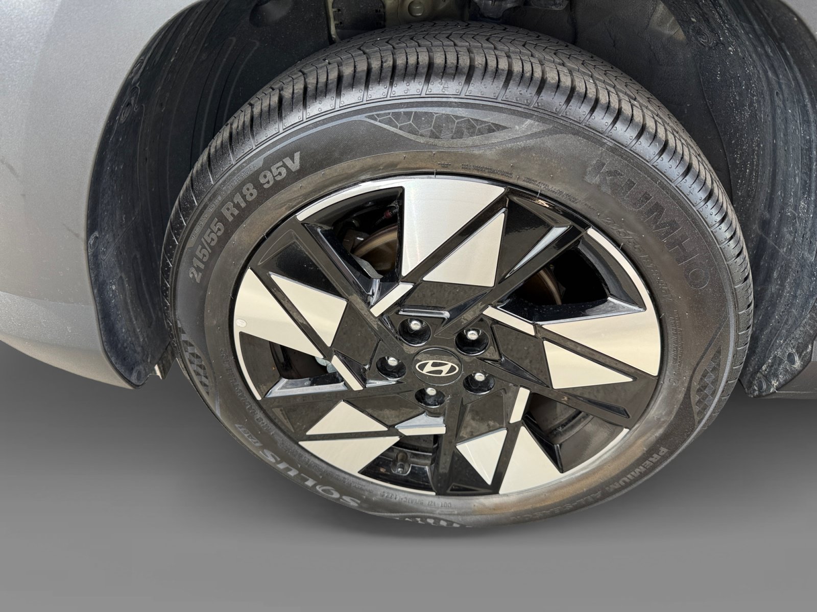 Certified 2025 Hyundai Kona SEL FWD image 9