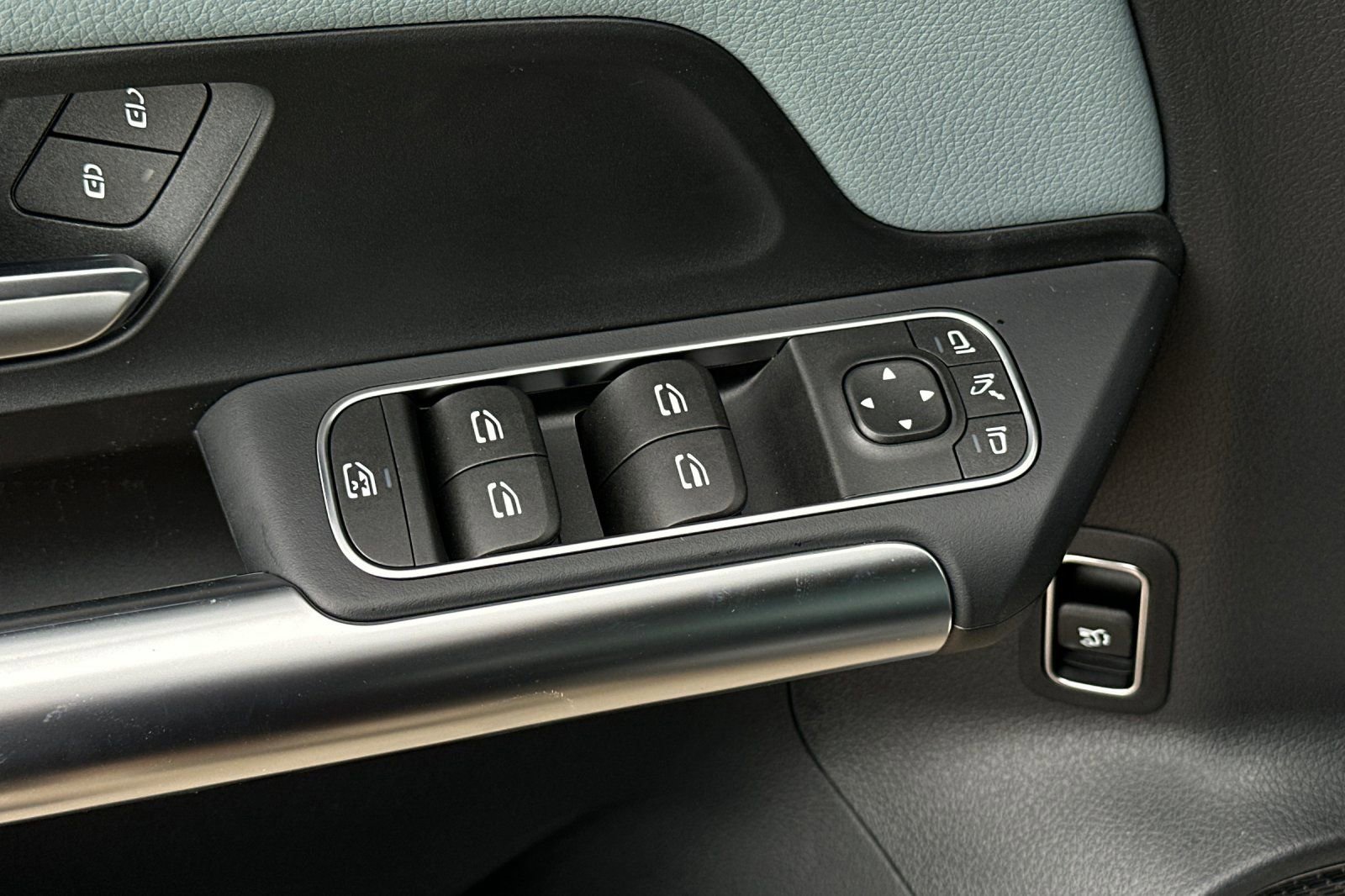 New 2026 Mercedes-Benz GLA 250 image 21