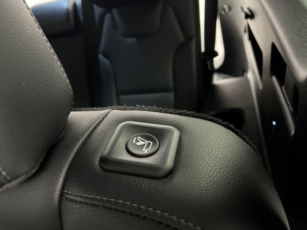 Used 2024 Kia Telluride EX X-Line image 15