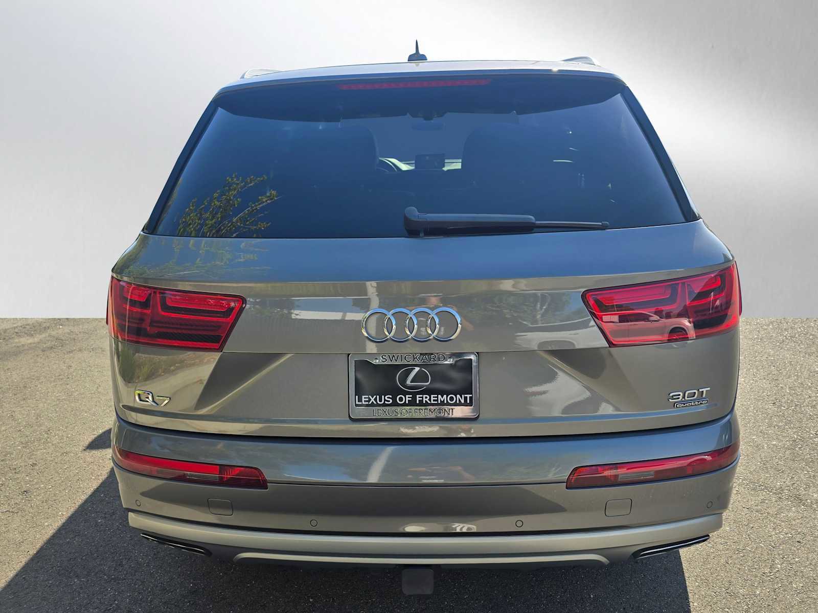 Used 2018 Audi Q7 3.0T Prestige image 4