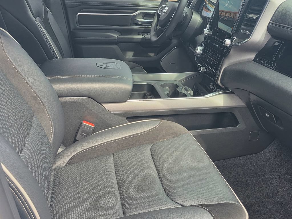 Used 2022 RAM 2500 Laramie AWD/4WD image 24