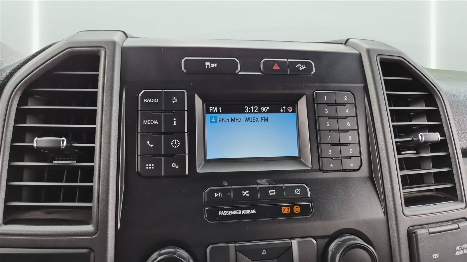Used 2021 Ford F250 XL w/ STX Appearance Package AWD/4WD image 18