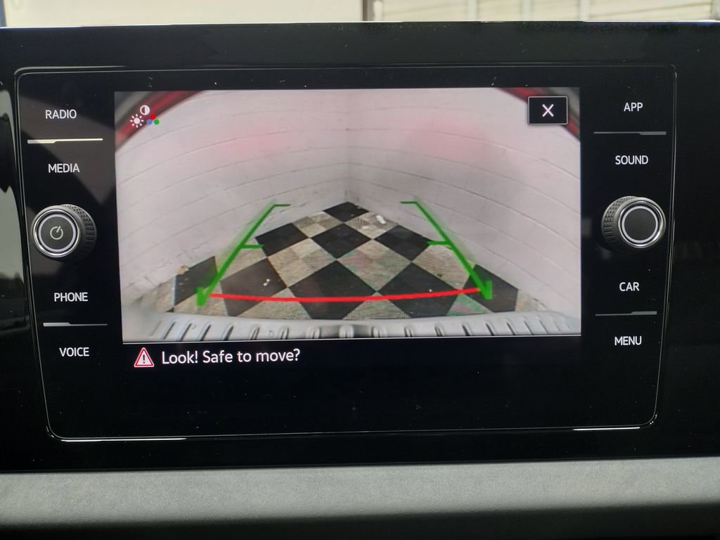 New 2026 Volkswagen Jetta SE image 7