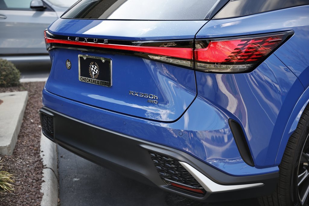 Used 2025 Lexus RX 350h w/ Accessory Package (Z1) image 8