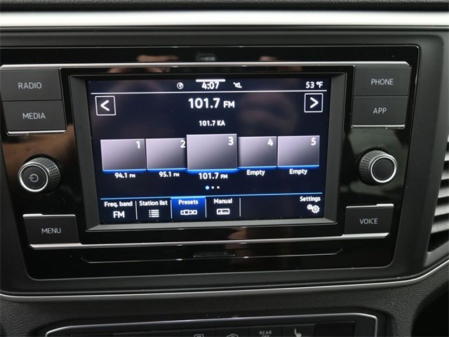 Used 2023 Volkswagen Atlas SE image 4