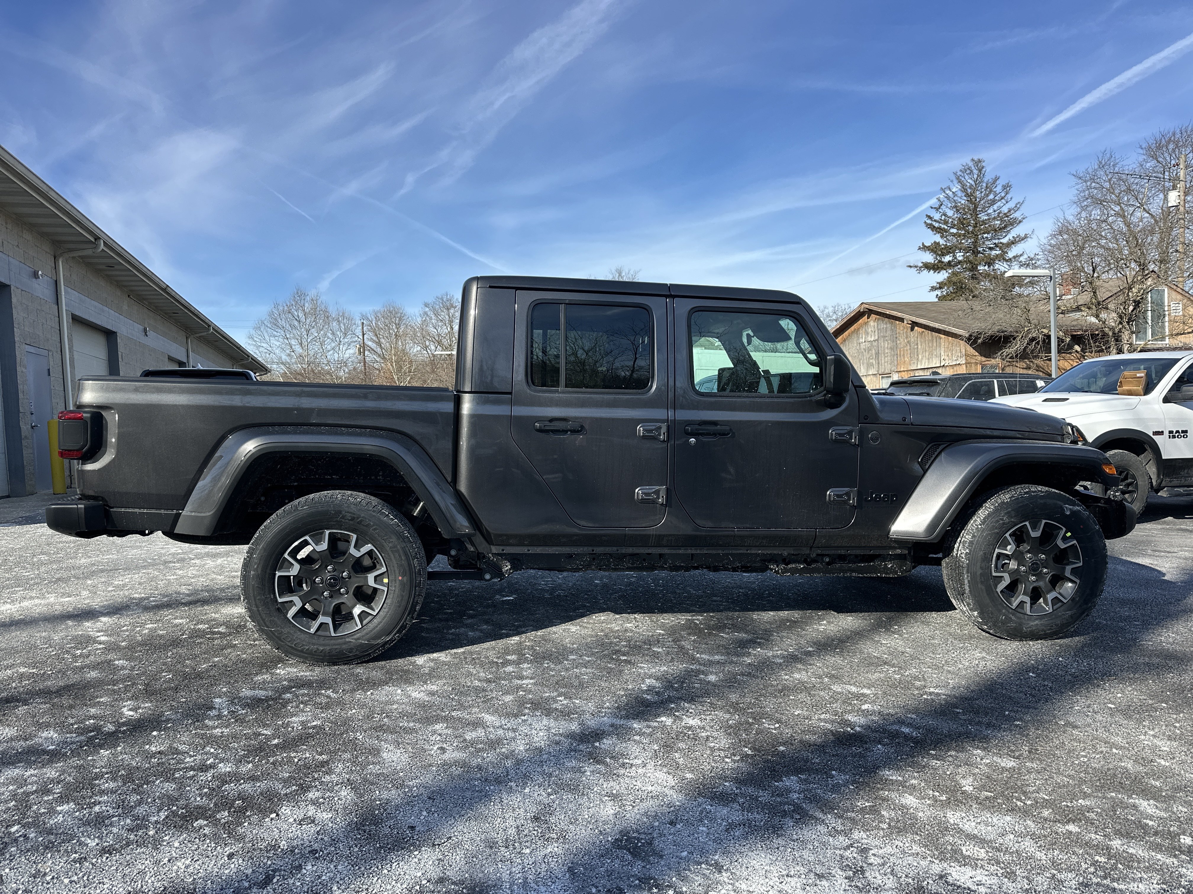 New 2026 Jeep Gladiator Sport AWD/4WD image 19