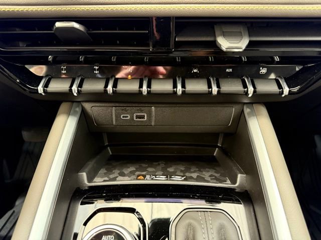 New 2026 Chevrolet Colorado ZR2 w/ ZR2 Bison Edition image 37