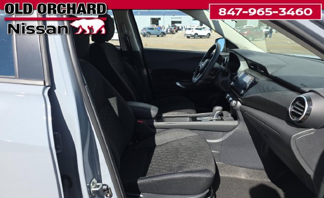 Used 2023 Nissan Kicks SV FWD image 7