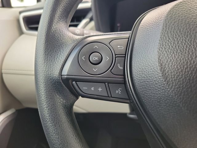 Used 2026 Toyota Corolla Cross L image 18