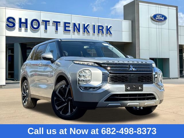 Used 2024 Mitsubishi Outlander SE Black Edition